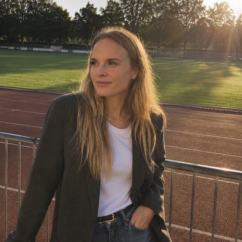Ísabel Bakker